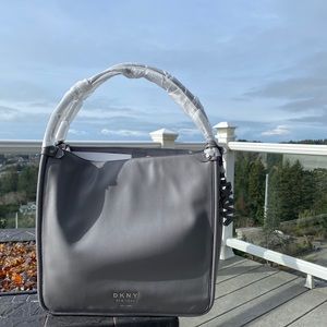 DKNY Phoebe Belt Bag *SOLD*